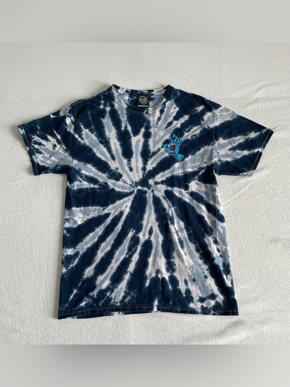 Santa Cruz Men’s Size Medium Shirt Skateboard Screaming Hand Tie-dye Blue - Picture 2 of 6